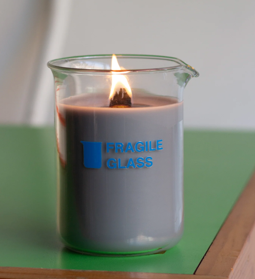 Fragile Glass 'Amenia'  Candle